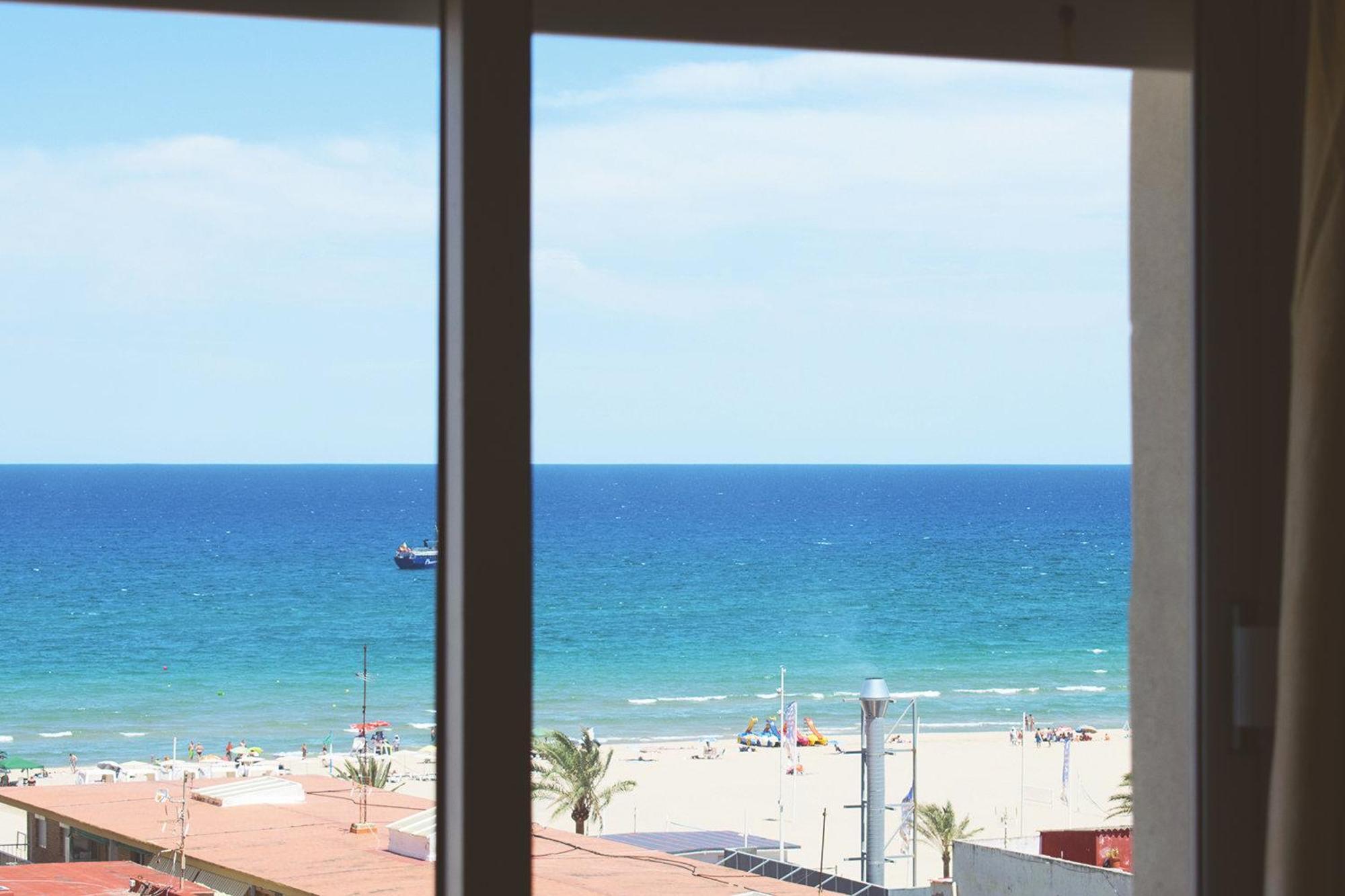 El Tiburon - Piso Con Espectaculares Vistas Al Mar - Solo Para Familias Ideal Para 4 Personas - Aire - Calefaccion - Ganador Award 2025, 2024, 2023, 2022 Playa de Gandia Екстер'єр фото